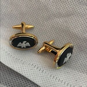 Wedgwood Jasperware Eagle Cuff Links